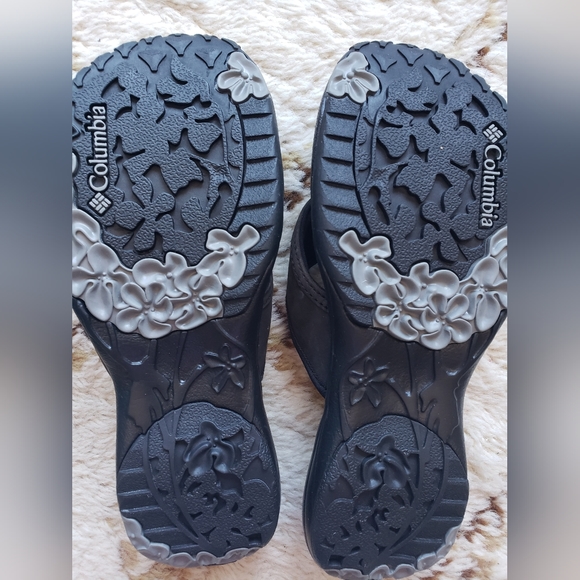 Women's Columbia Scandals - Picture 2 of 4